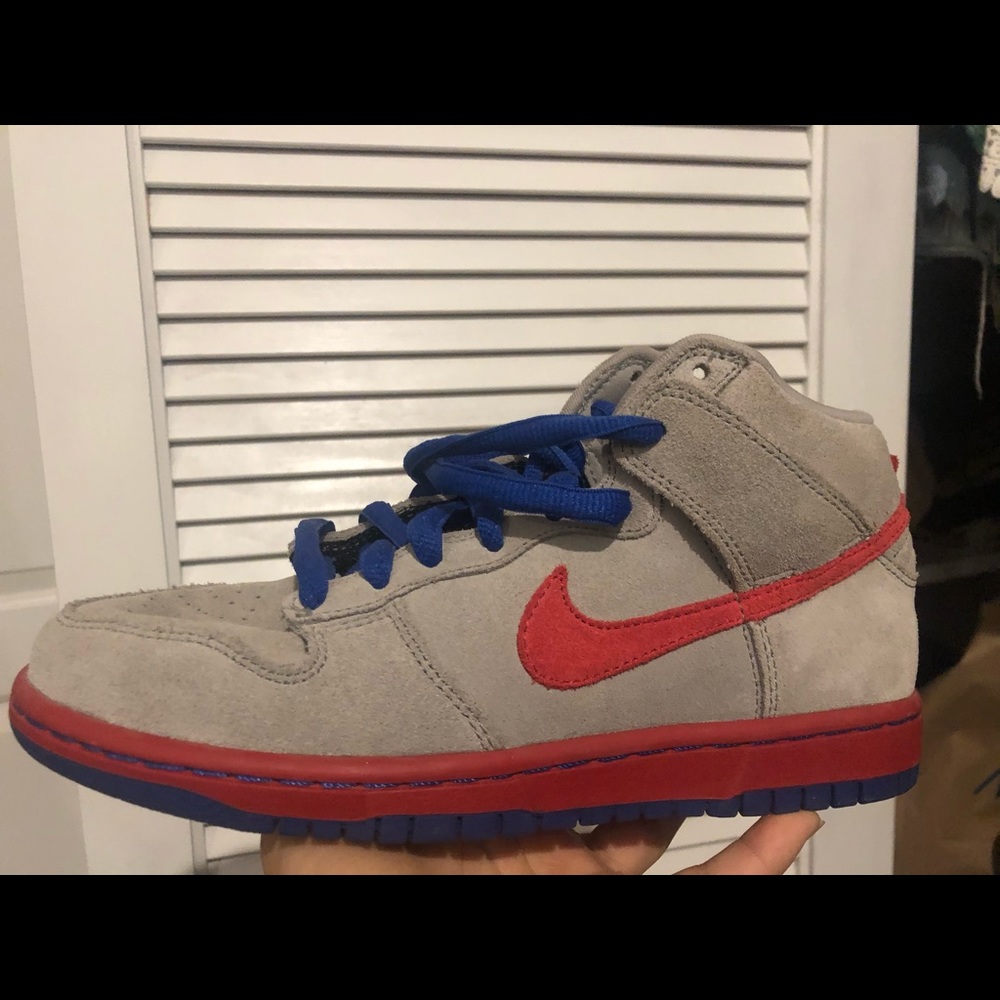 COPY - Limited edition Nike Dunks size 5.5. Worn …